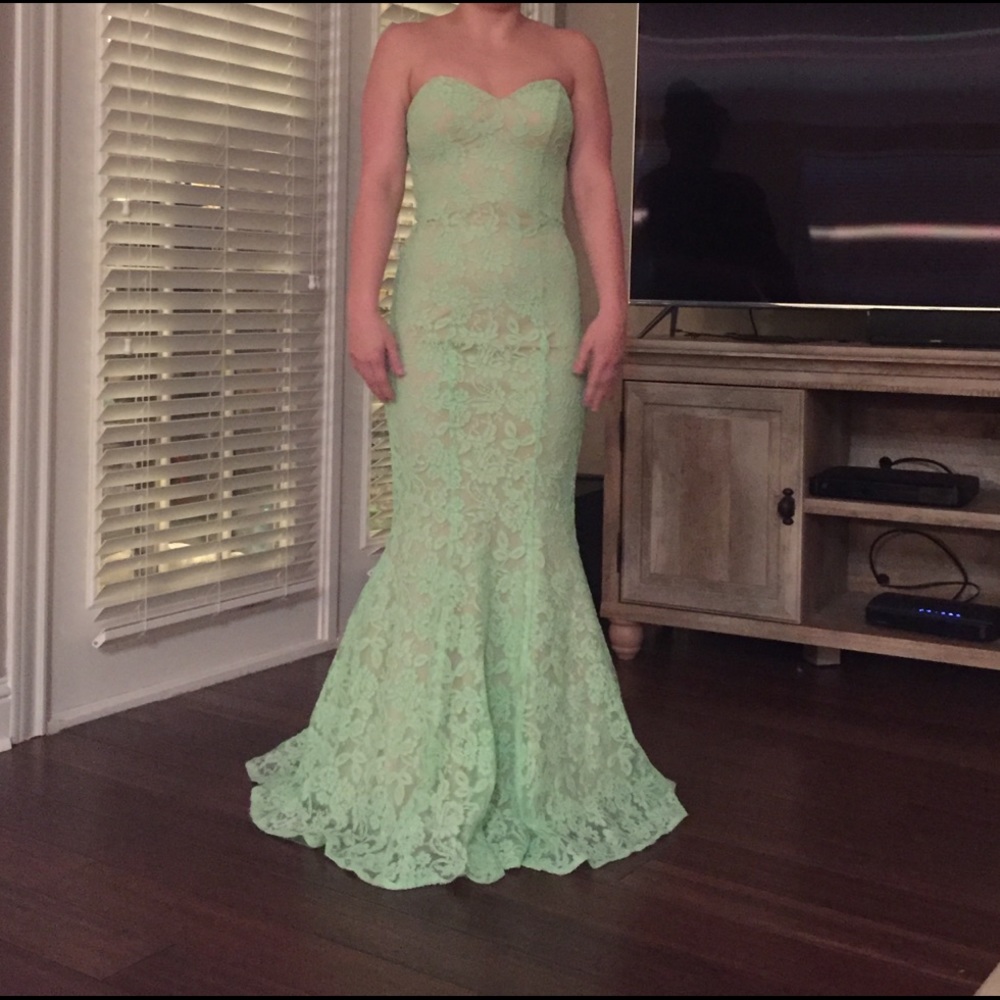 Prom dress
