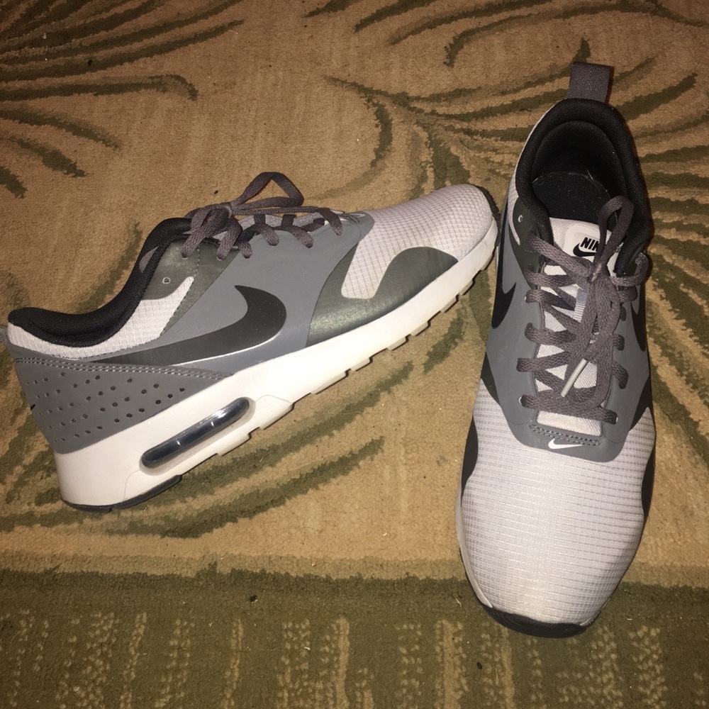 Nike Tavas