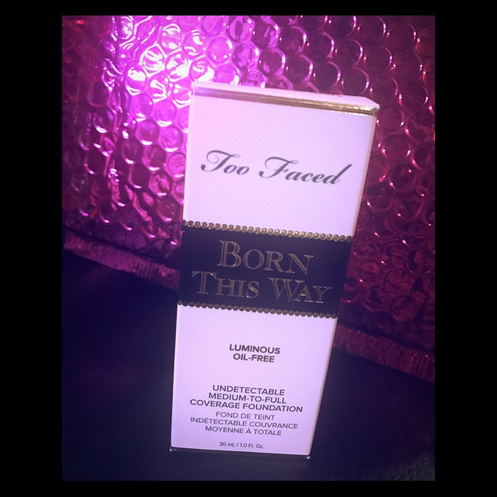 Too Faced - Born this way foundation