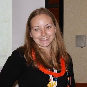 Meet your Posher, Elyse