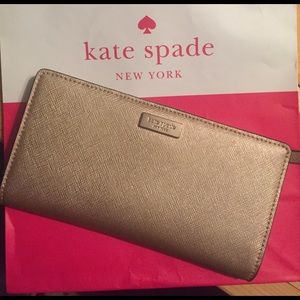 Kate Spade Rose Gold Wallet