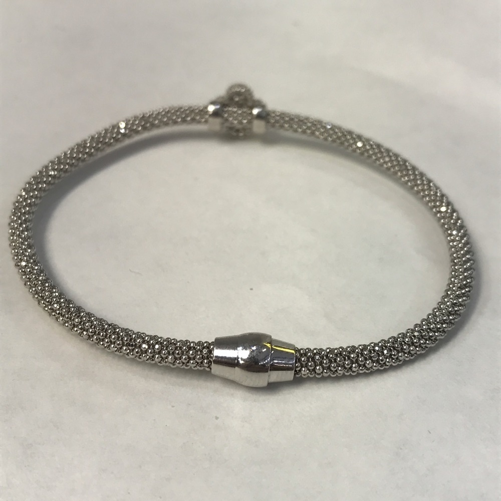 Sterling silver bangle - Picture 3 of 3