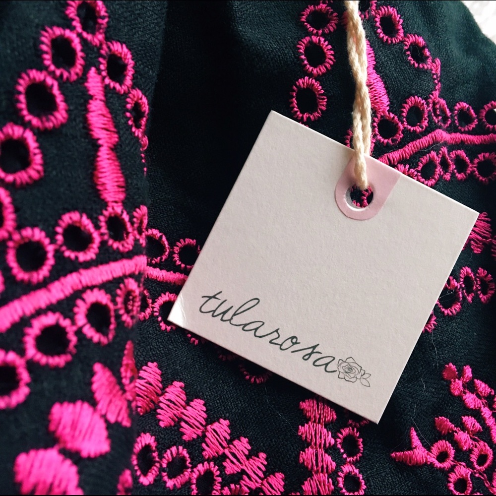 Tularosa Marla Shorts - Picture 2 of 4