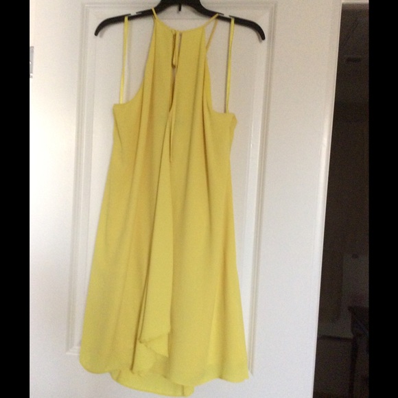 Dress - Picture 3 of 3