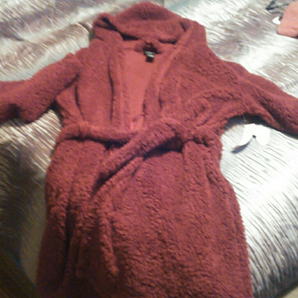 BRAND NEW! Super soft xl robe