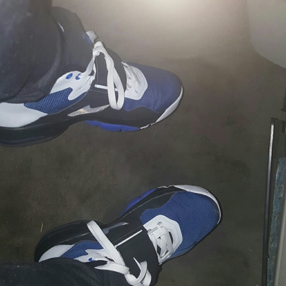 Meet your Posher, Lacole - Picture 1 of 1