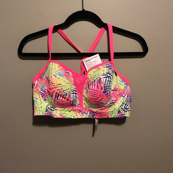 Victoria Secret sports bra - Picture 1 of 3