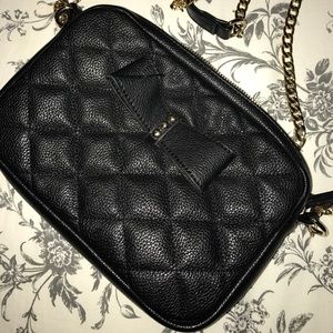 Black side purse