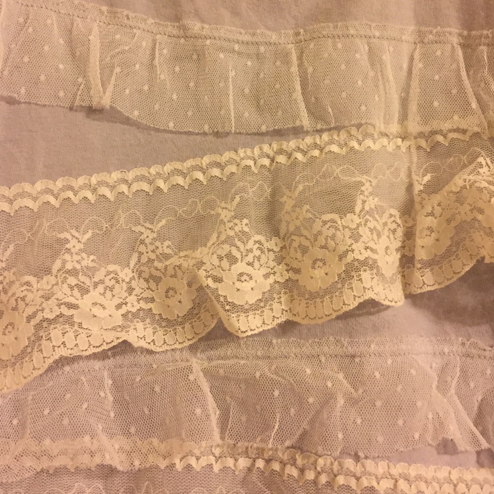 Grey ruffled tank - Picture 3 of 3