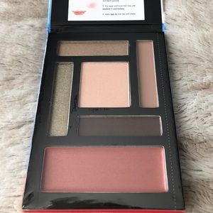 Stila Collectible City Palette