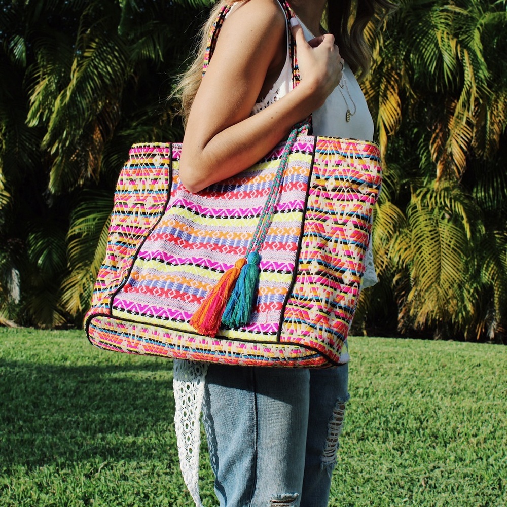 •Paloma Beach Bag• - Picture 6 of 8