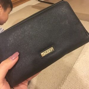 Black aldo wallet