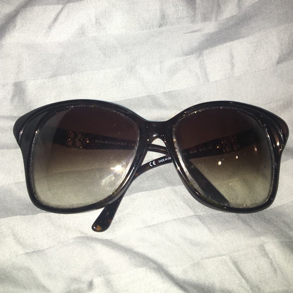 Bottega Veneta sunglasses