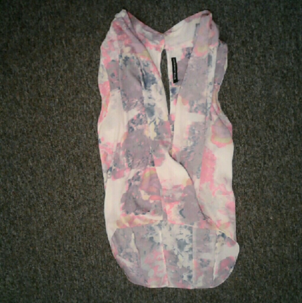 Sunset print Hi-Low tunic top.