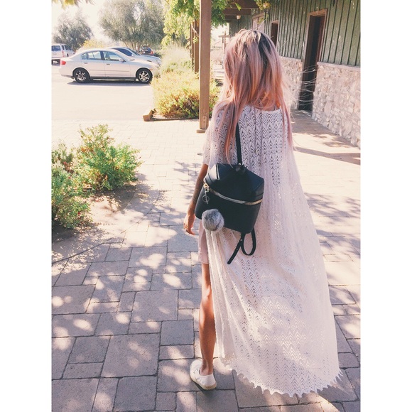 Meet your Posher, Isabel - Picture 3 of 3