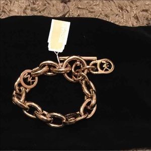 NWT MICHAEL KORS BRACELET