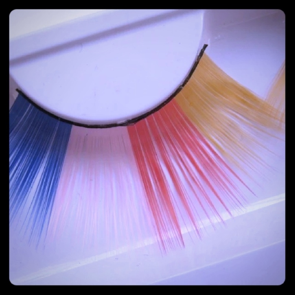 Full strip long lashes rainbow