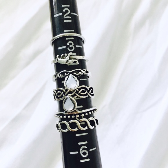 •Gypsy Ten Piece Ring Set• - Picture 6 of 8