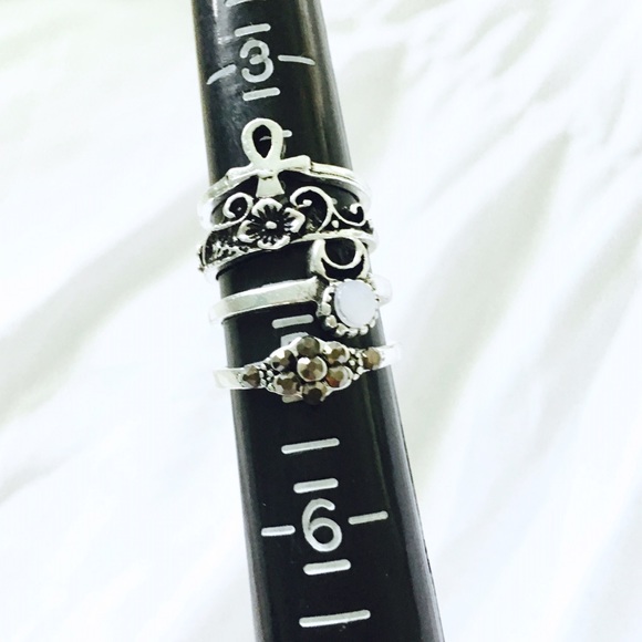 •Gypsy Ten Piece Ring Set• - Picture 7 of 8