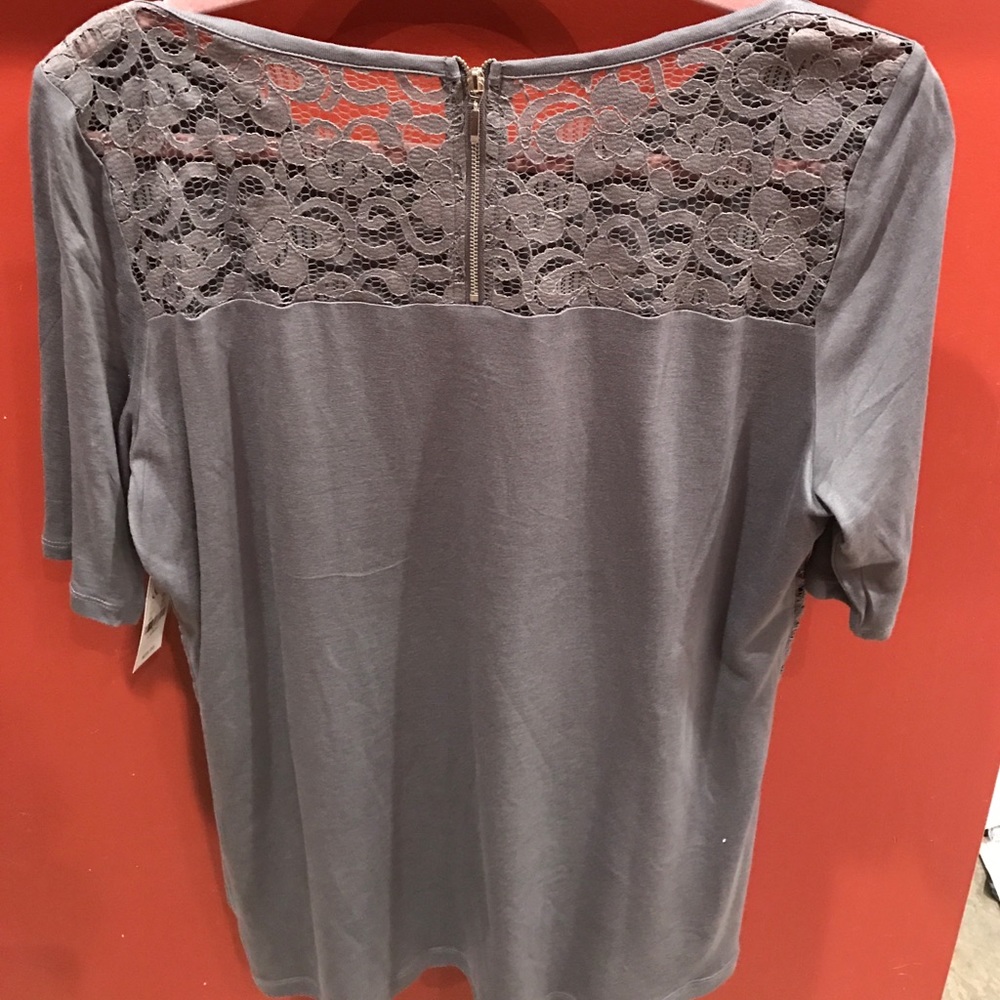 NWT Boatneck top with lace overlay and back zipper - Picture 5 of 5