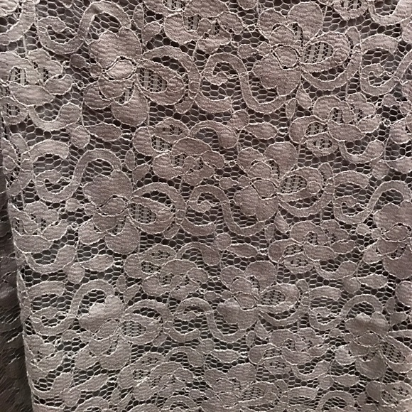 NWT Boatneck top with lace overlay and back zipper - Picture 3 of 5