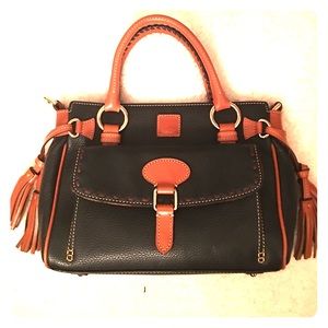 🚫SOLD🚫 Gorgeous Dooney & Bourke bag