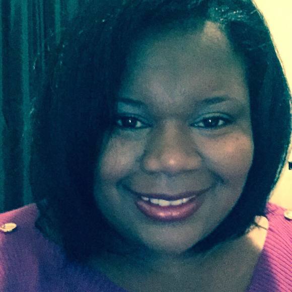 Meet your Posher, Lakisha - Picture 1 of 1