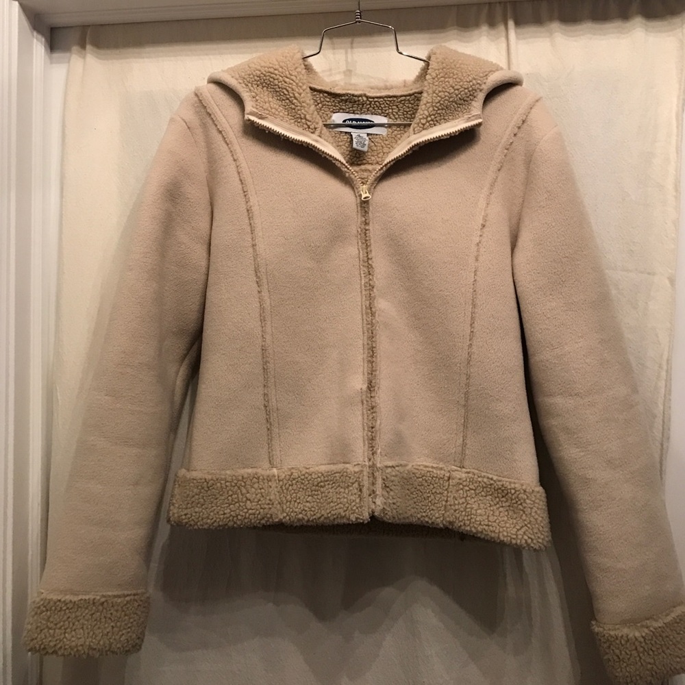 Fantastic Old Navy Coat. Size M.