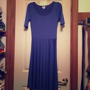 LuLaRoe Nicole dress size small. Never worn.