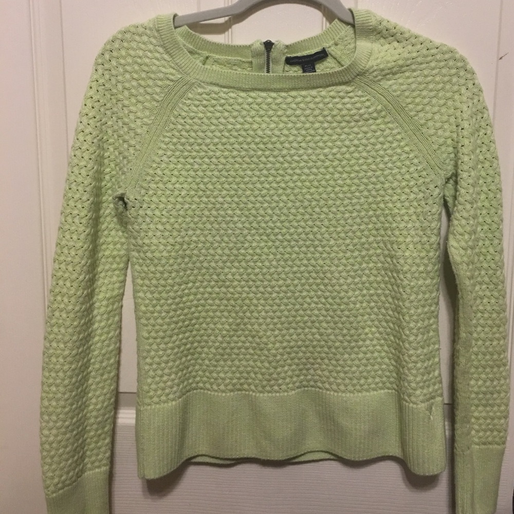 American Eagle sweater w/zipper