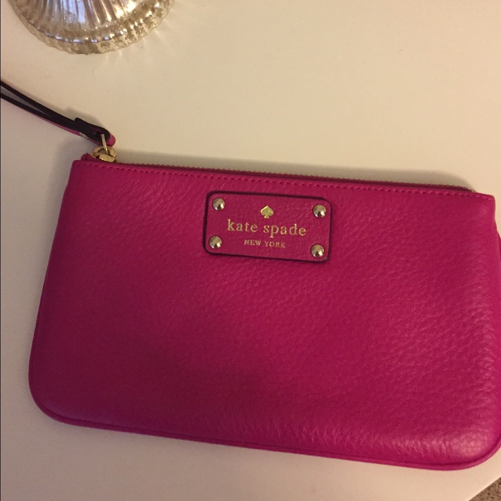 Kate Spade pink wristlet