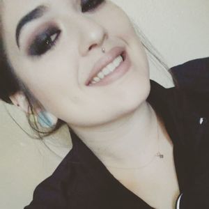 Meet your Posher, Zoe