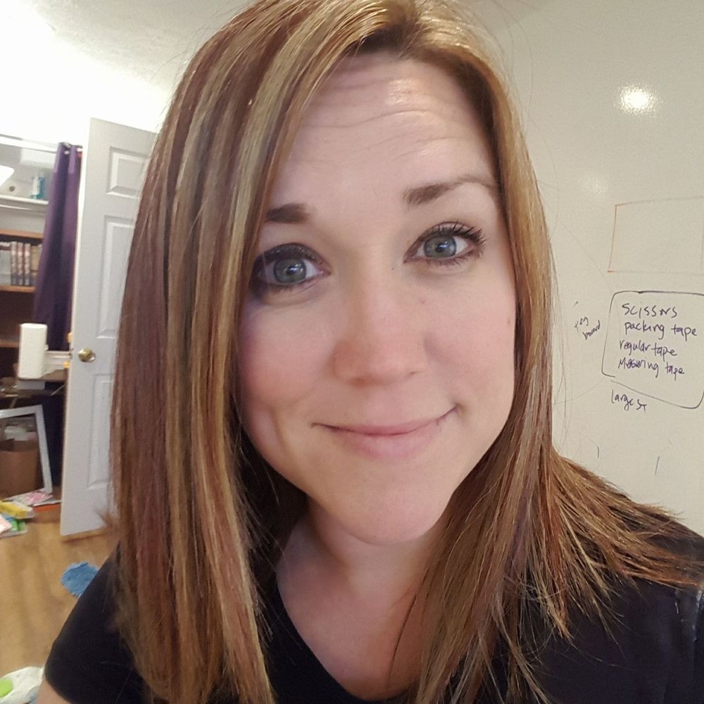 Meet your Posher, Emili