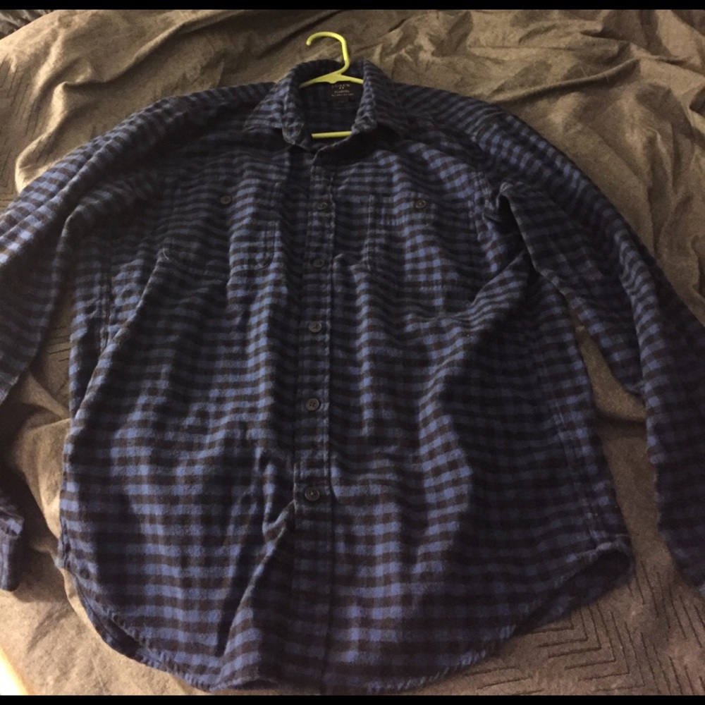 Gap men's blue and white checkered flannel