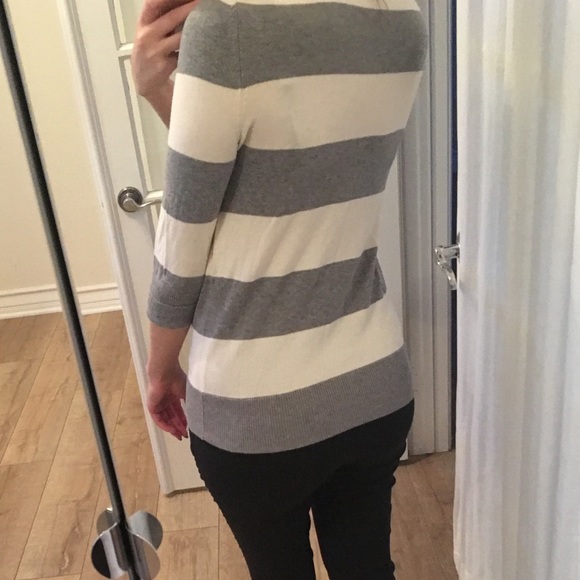 GAP top - Picture 3 of 4