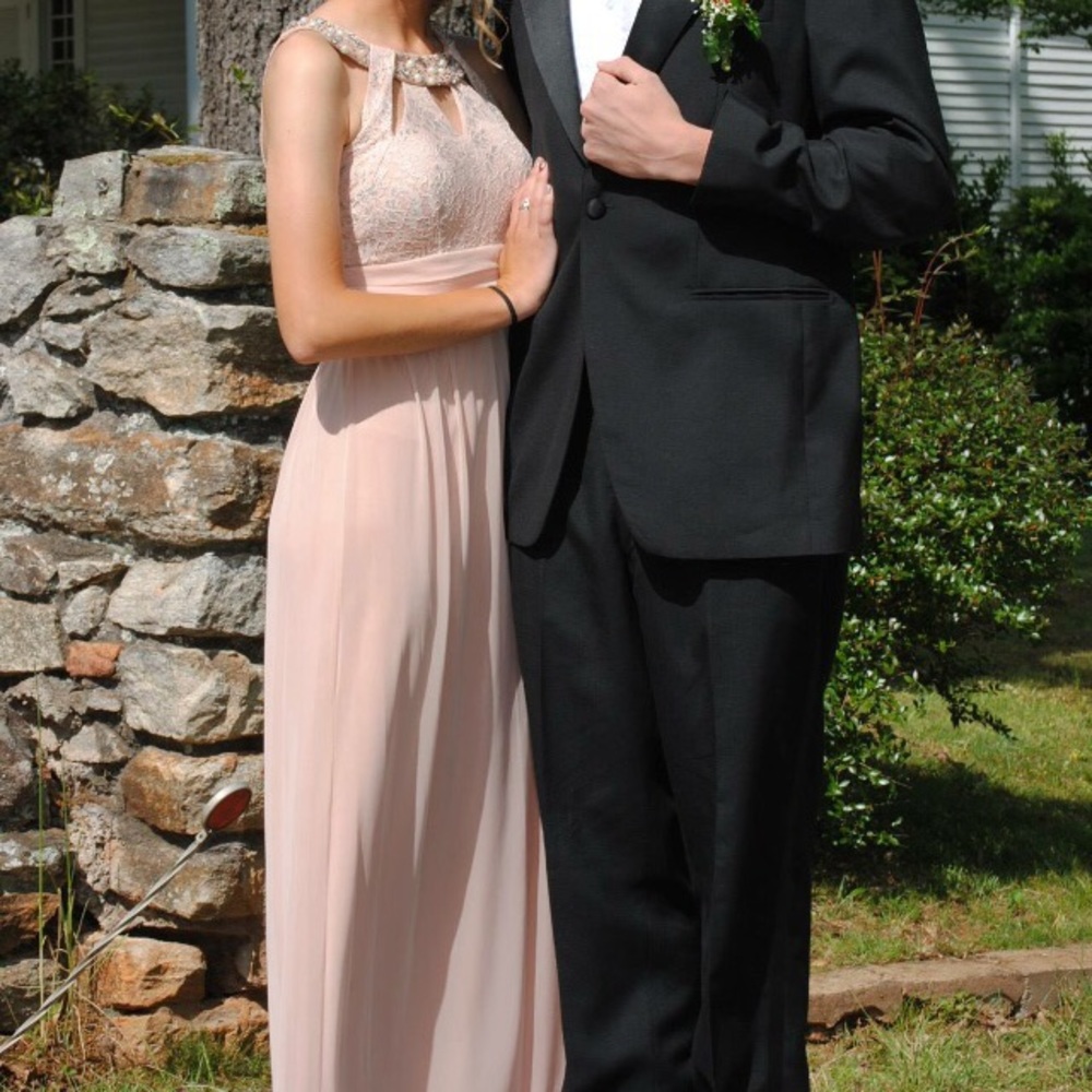 Gorgeous prom dress😍