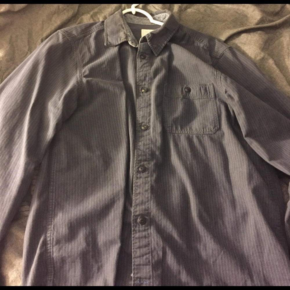 Gap men's navy and green striped button up