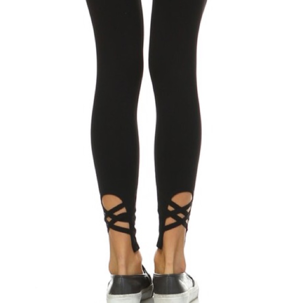 Criss-Cross Knit Active Pant