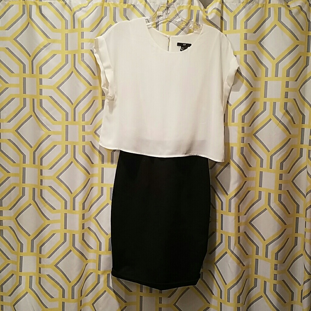Bodycon dress with overlay