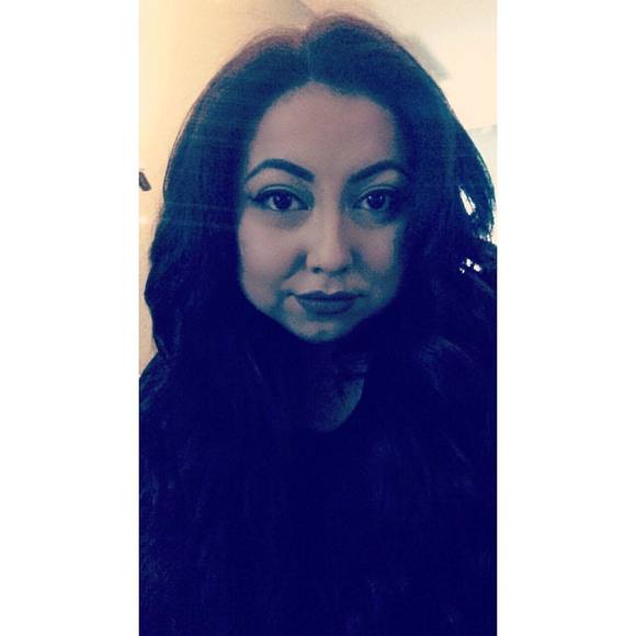 Meet your Posher, Giselle - Picture 1 of 1