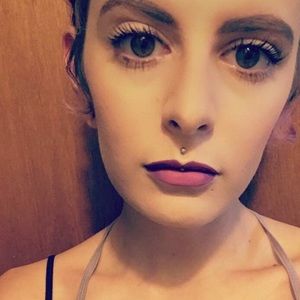 Meet your Posher, Josie