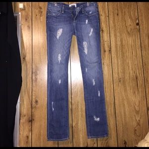 distressed skinny jeans
