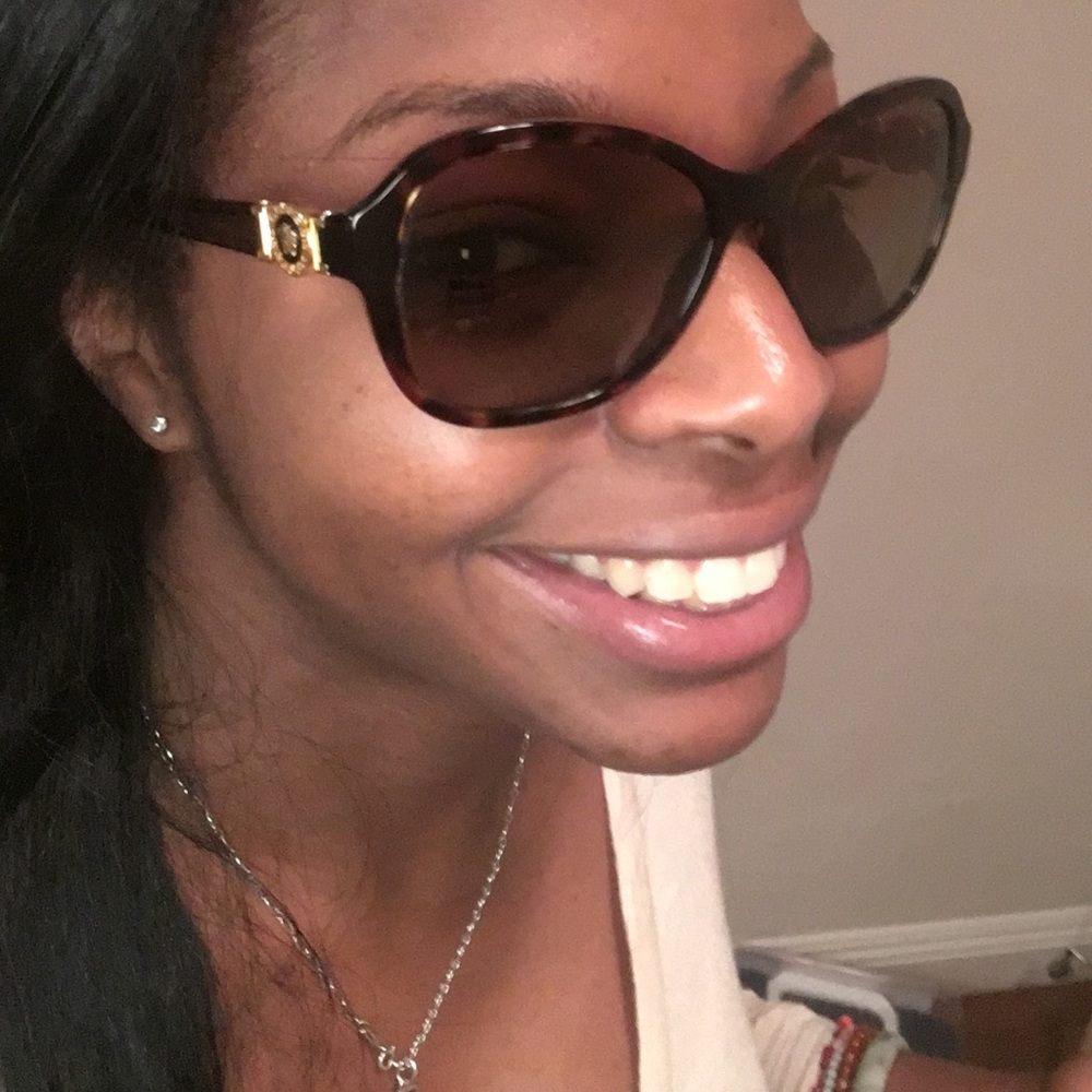 Gold tortoise shell Versace 🕶