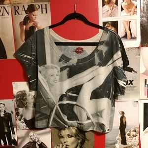 Marilyn Monroe crop top T-shirt