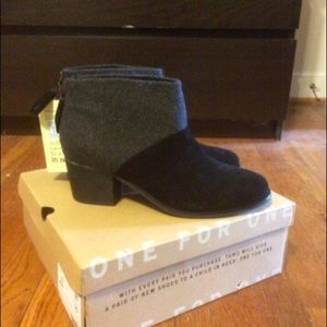 Toms booties