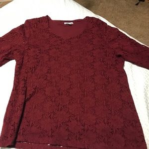 Red crochet 3/4 sleeve shirt