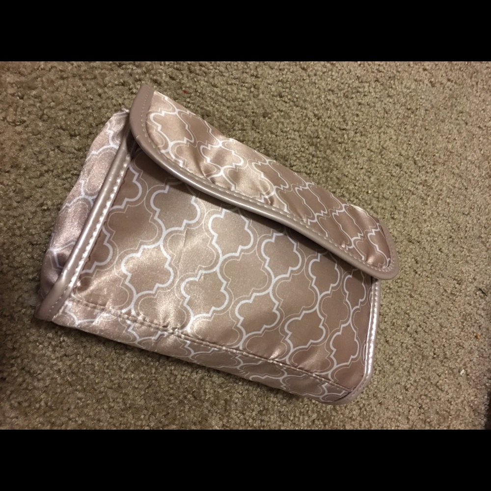 DesignLine Makeup Bag
