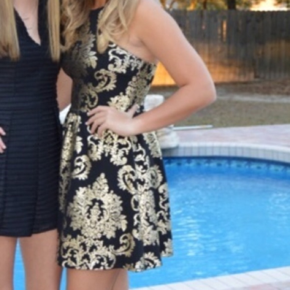 Black & gold short formal