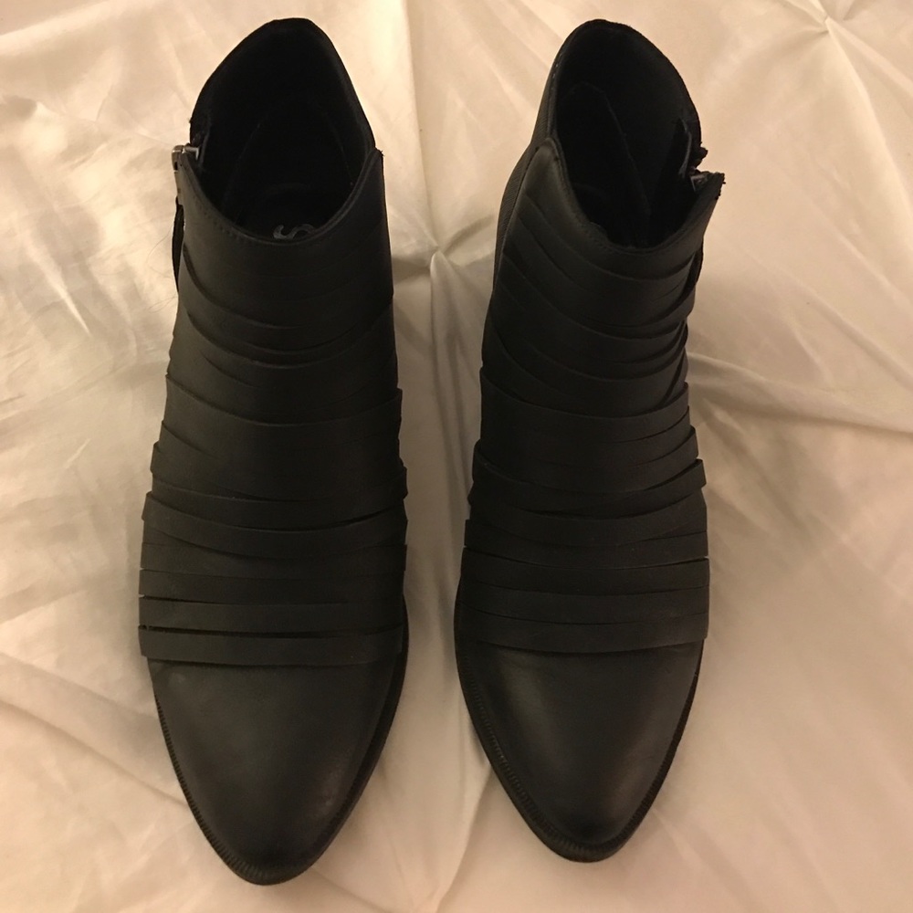 Circus by Sam Edelman women's Ankle Bootie - 7.5