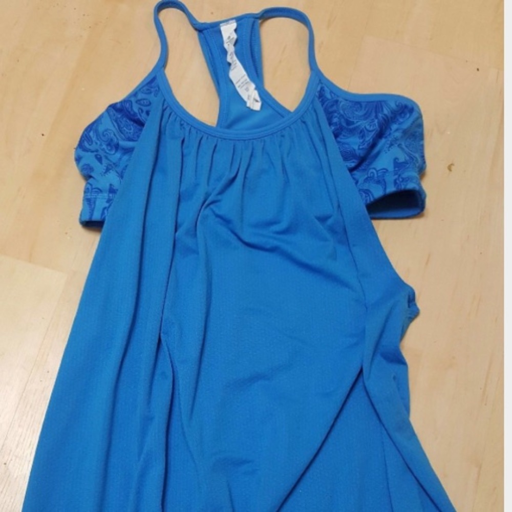 Lululemon no limits tank. Size: 6.